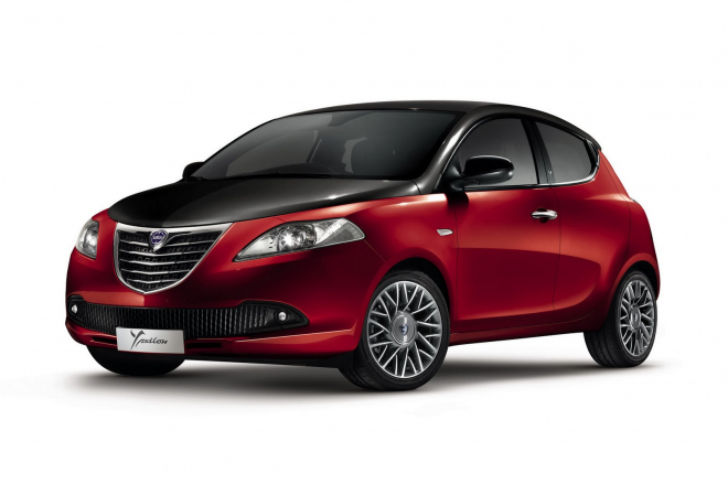 Lancia Ypsilon Black and Red: toto má oslovit mladé muže