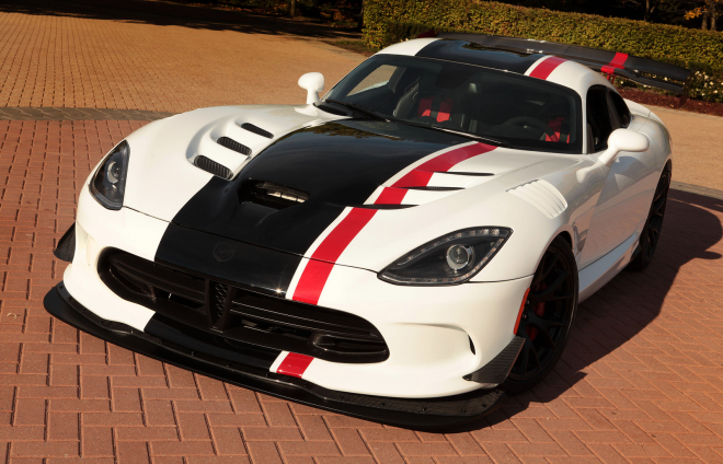 Nový Dodge Viper ACR, Challenger T/A a dalších 9 strojů FCA pro SEMA 2014