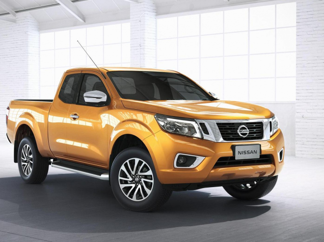 Nový Nissan Navara 2015: komfortnější a modernější, ale stále odolný pracant