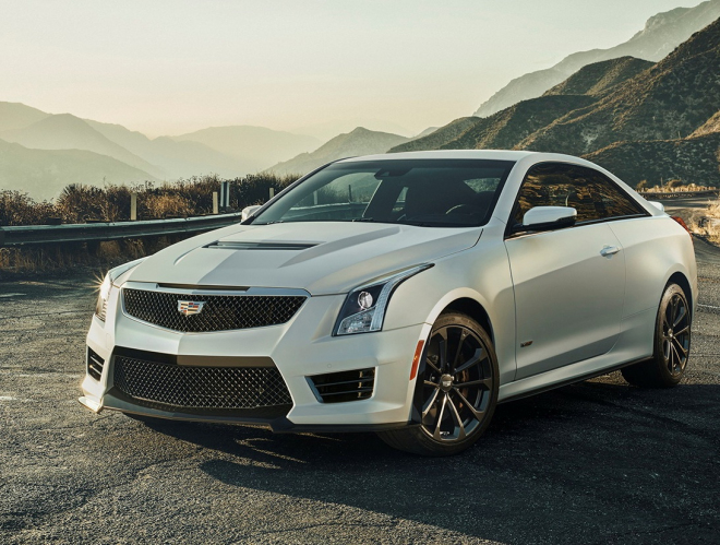 Cadillac ATS-V hází rukavici M3 461 koňmi, stovkou pod 4 s