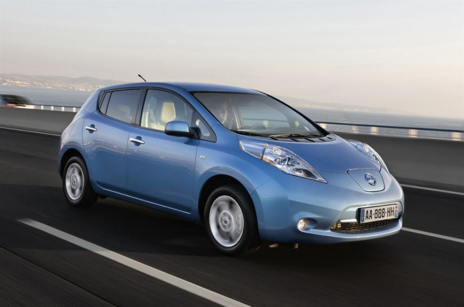 Auto roku 2011: vítězem je překvapivě Nissan Leaf