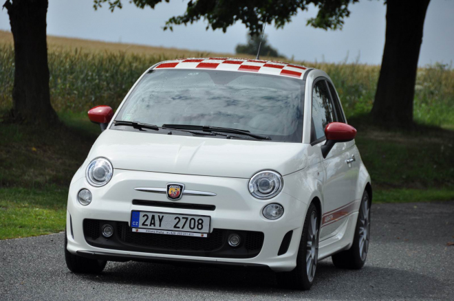 Test Abarth 500 Esseessee: splašená pětistovka