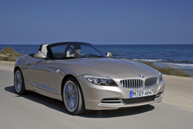 BMW Z4 sDrive 28i: Z4 je další obětí downsizingu, místo šestiválce dostane čtyřválec