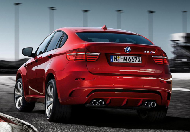 BMW X6 M 2012: také splašená verze schytala facelift