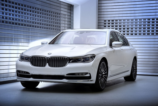 BMW 750Li xDrive Solitaire: edice pro nejbohatší sází na kůži, dřevo a diamanty