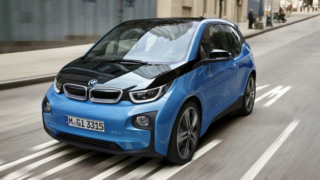 BMW i3 2017: facelift prodloužil dojezd na 300 km, ale jen v Evropě