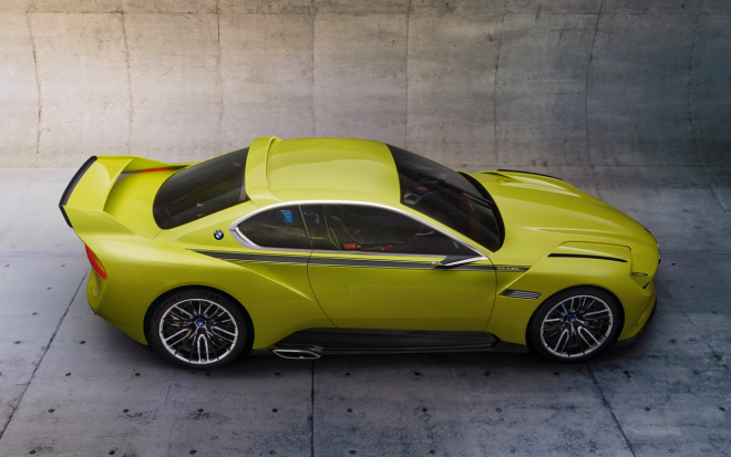 BMW 3.0 CSL Hommage je venku, jako pocta Batmobilu z Mnichova