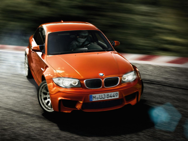 BMW 1 M vs. Nordschleife: dle Sport auta za 8:15