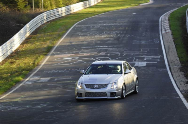 Cadillac CTS-V boduje na Nordschleife