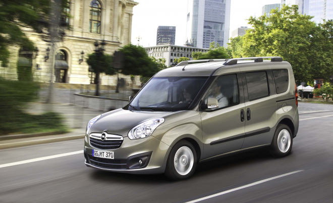 Opel Combo 2012: dvojče Fiatu Doblo je na světě