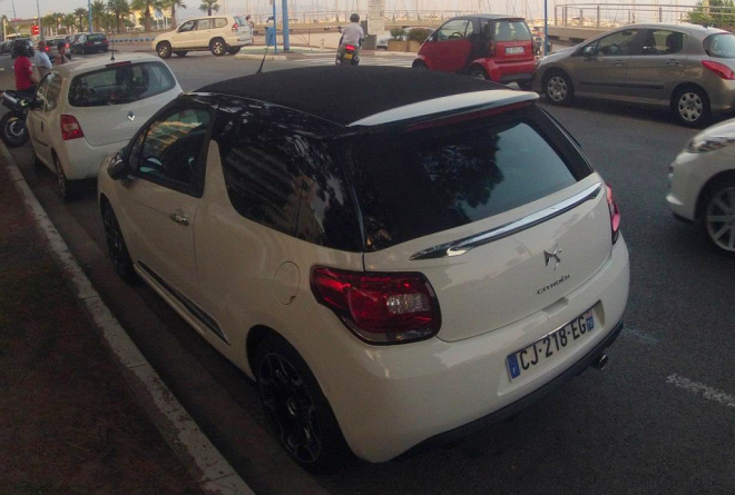 Nemaskovaný Citroën DS3 Cabrio na zatím nejlepších fotkách z „náhodného” přistižení