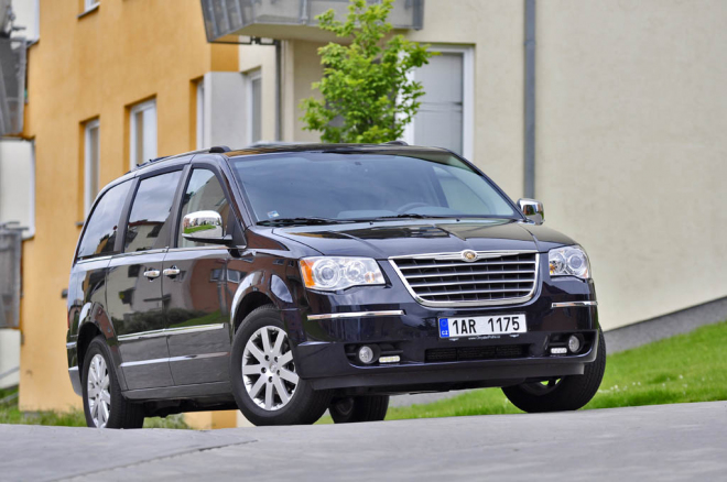 Test Chrysler Grand Voyager 2,8 CRD: obývák