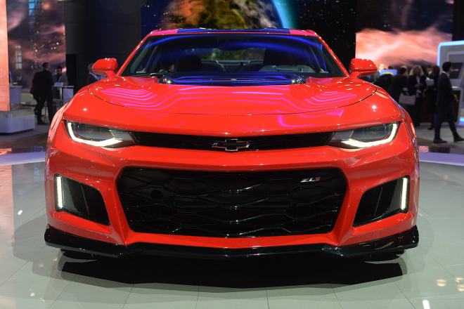 Chevrolet Camaro ZL1 na živých fotkách, prohlédněte si pořádně jeho obří tlamu