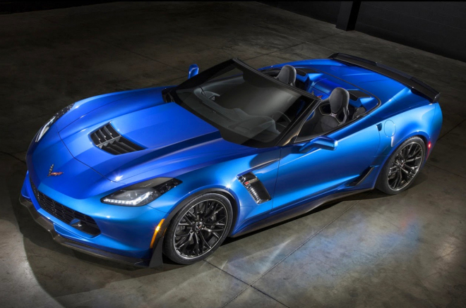 Chevrolet Corvette Z06 Convertible: Z06 shodila střechu, kila prý nepřibrala