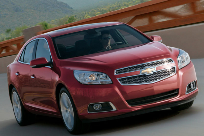 Chevrolet Malibu 2012: unikla první fotografie celého auta