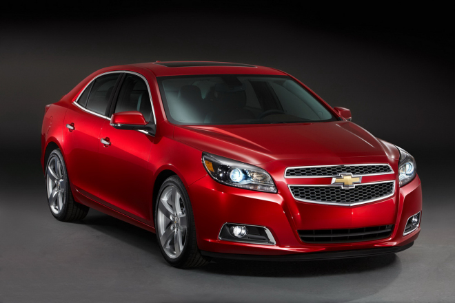 Chevrolet Malibu 2012: novinka i pro Evropu v plné parádě