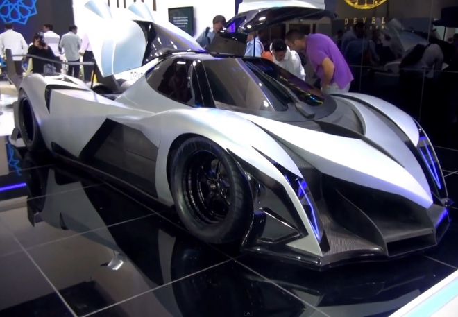 Devel Sixteen: neznámý supersport chce s 5 000 koňmi jezdit 560 km/h