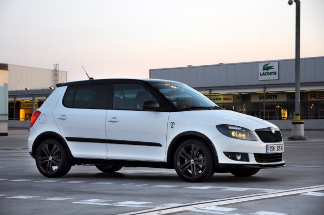 Test Škoda Fabia Monte Carlo: vzhledem oslní, výkony méně