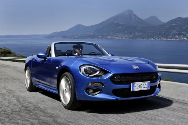 Fiat 124 Spider a Abarth 124 Spider na nových fotkách, známe i první ceny