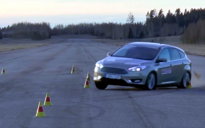 Ford Focus 2015 selhal v losím testu, lepší je i Škoda Rapid