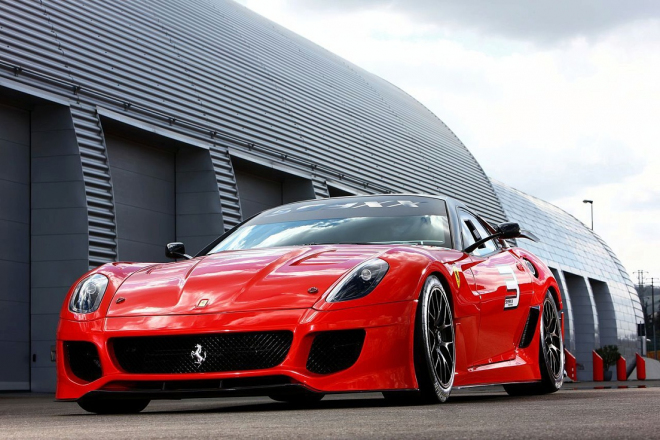 Ferrari 599XX: 700 koní pro vyvolené