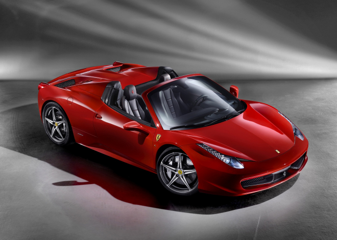 Ferrari 458 Spider definitivně odhaleno, má pevnou střechu