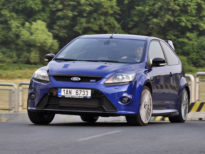 Test Ford Focus RS: vrchol mezi hot hatchi