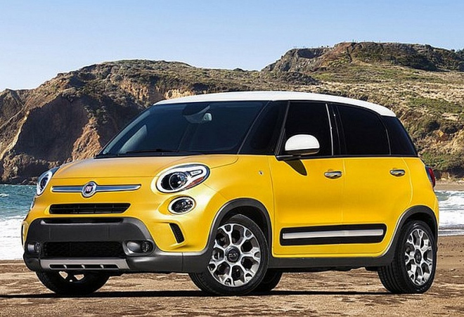 Fiat 500L Trekking dorazil do Los Angeles, pod kapotou má až 160 koní