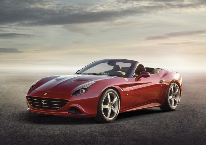 Přeplňovanému Ferrari California T hrozí požár a musí do servisů. Zatím v Americe