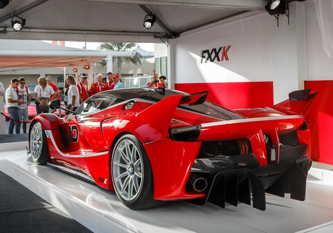 Ferrari LaFerrari FXX K na živých fotkách, vznikne 32 kusů po 60 milionech Kč