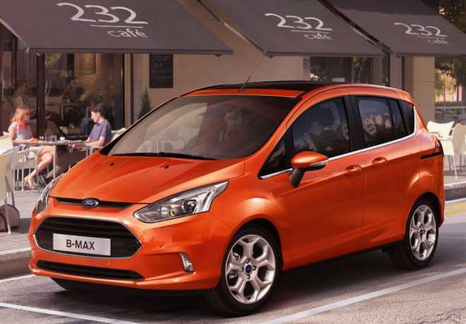 Ford B-Max: produkční verze malého MPV je na světě