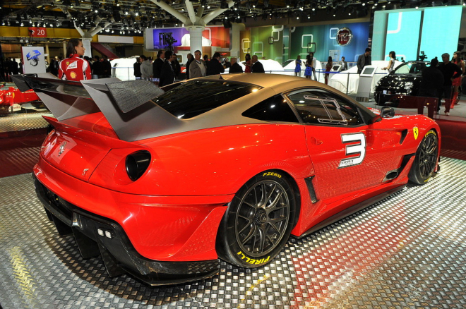 Motor Show Bologna 2011: živé fotky zajímavých novinek