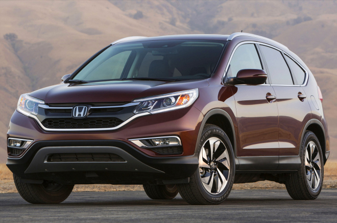 Honda CR-V 2015: unikla podoba faceliftu, dostal brýle jako kdysi 9-5