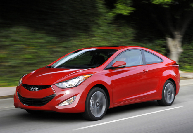 Hyundai Elantra Coupe 2012: skutečné kupé oficiálně odhaleno