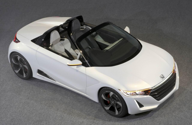 Honda S660 2015: malý roadster pro Tokio sází na tříválec