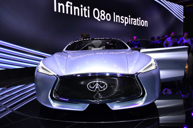 Infiniti Q80 Inspiration detailně, „narušitel segmentu” dostal 550 koní