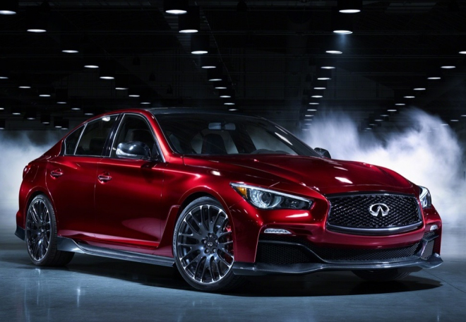 Infiniti Q50 Eau Rouge oficiálně: pokud se bude vyrábět, nabídne přes 500 koní