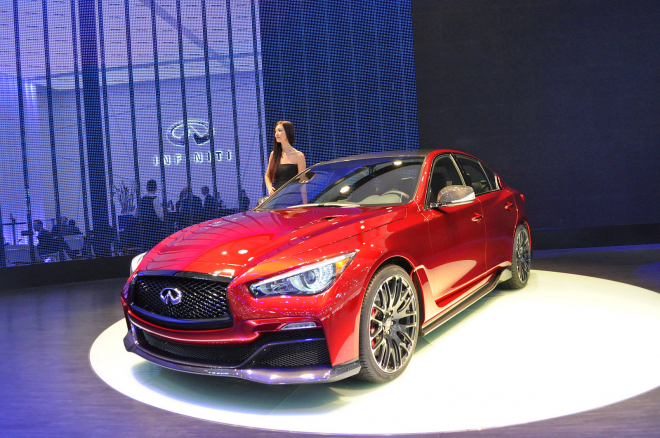 Infiniti Q50 Eau Rouge je na nejlepší cestě k výrobě, prototyp je v přípravě