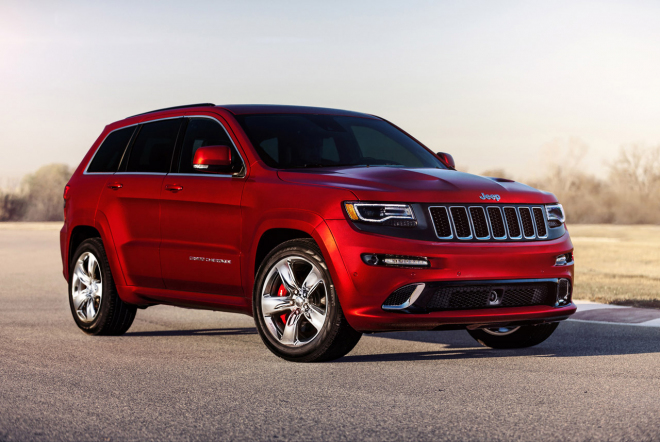 Jeep Grand Cherokee 2013: facelift ve jménu LED a osmi automatických kvaltů