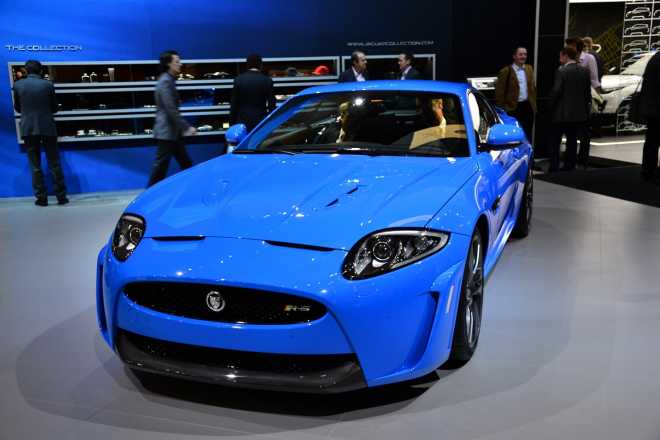 Jaguar XKR-S: dobrá kočka, která si zamlsá