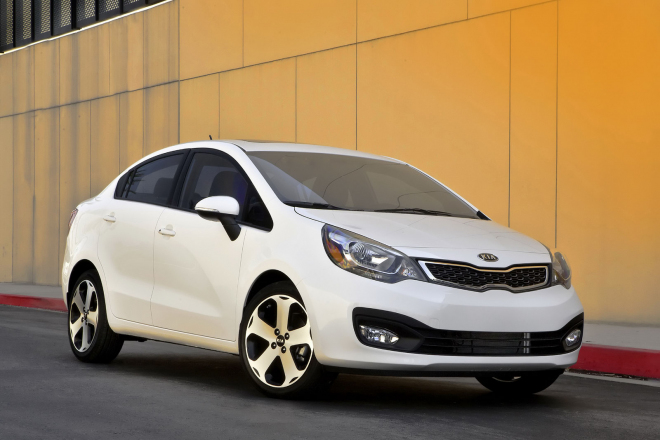 Kia Rio sedan 2011: je libo kufřík?