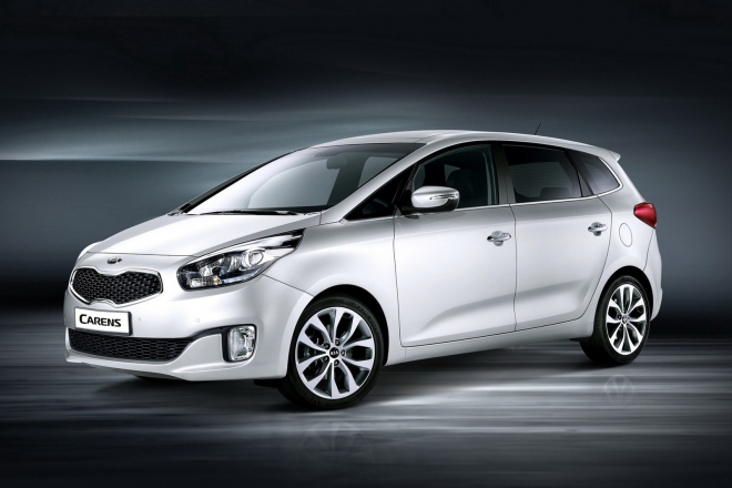 Kia Carens 2013: nové kompaktní MPV plně odhaleno