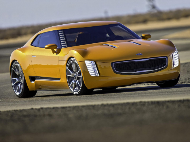 Kia GT4 Stinger plně odhalena, se zadním pohonem a 320 turbokoňmi