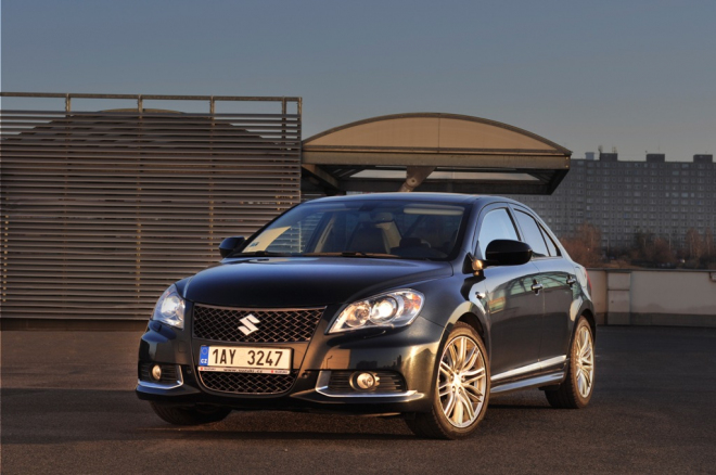 Test Suzuki Kizashi 2,4 VVT 4x4: nesměle atraktivní