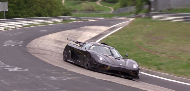 Koenigsegg One:1 již trénuje na Ringu. Jde po rekordu, který má přepsat historii (video, foto)