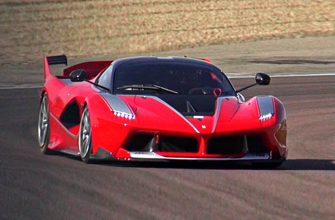 LaFerrari FXX K v ostré akci ve Fioranu zní ještě lépe, než by vás napadlo (video)