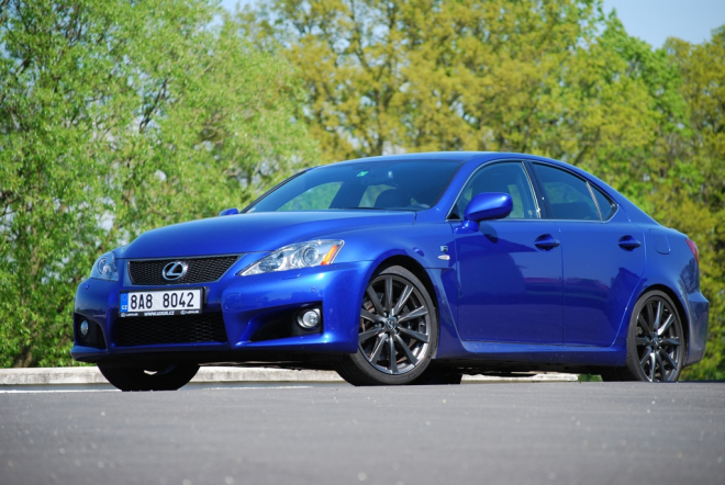 Test Lexus IS-F: dravý cesťák