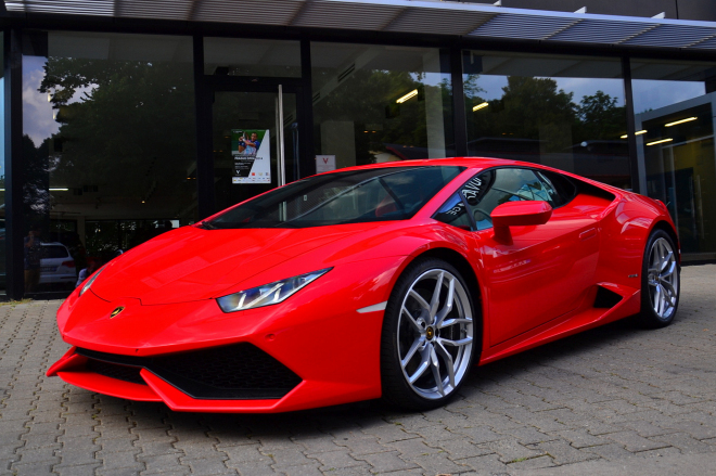 Tohle je první české Lamborghini Huracan, přehlédnout nepůjde