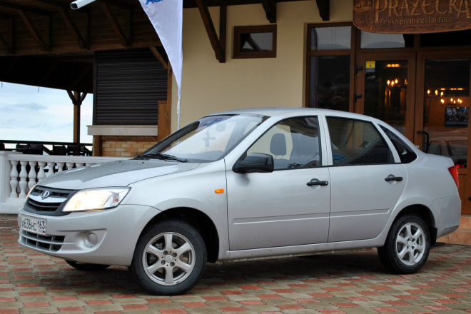 Lada jede, Avtovaz dosáhl v roce 2012 zisku 730 milionů Eur