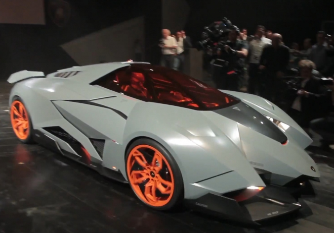 Lamborghini Egoista: italská stíhačka na prvních videích dokázala, že je schopna i pohybu